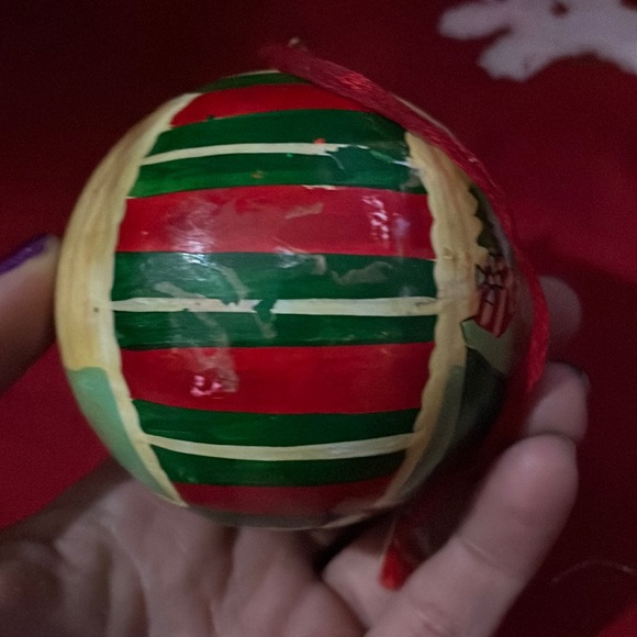 Bloomingdale’s Christmas tree ornament - Picture 5 of 5